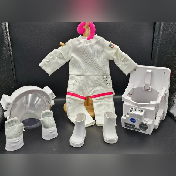 American Girl Other - American Girl Luciana's Space Suit 7 Piece Set - Retired